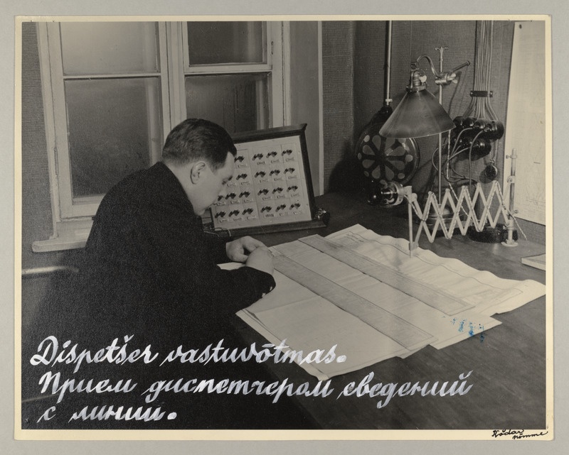 Dispetšer vastuvõtmas.