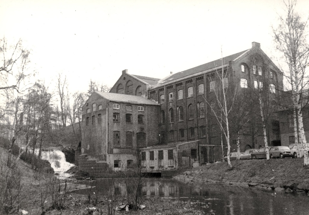 Øvre Foss og Christiania Seilduksfabrikk, Seilduken (Fossveien 24, Oslo)