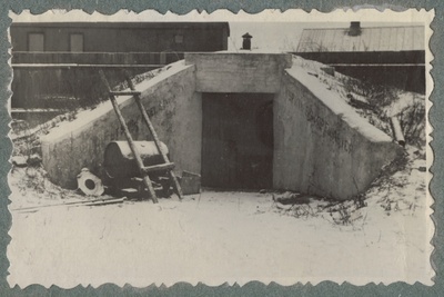 Tallinn-Väike teejaoskond: bensiinihoidla, 1950. aastate algus.  duplicate photo