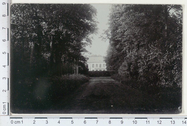 Tõstamaa mõis sissesõiduteega 1911