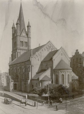 Grønland kirke (Oslo)  duplicate photo