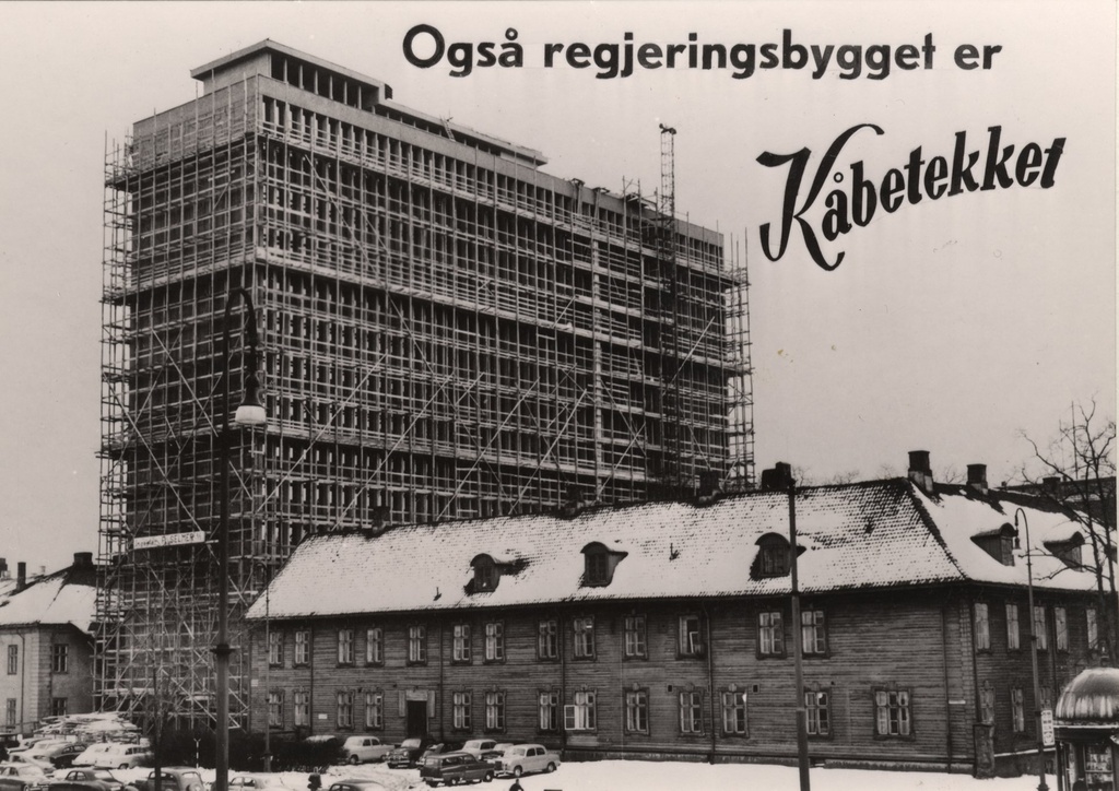 Militærhospitalet, Fødselsstiftelsen, Empirekvartalet (Akersgaten 44 / Einar Gerhardsen, Oslo)