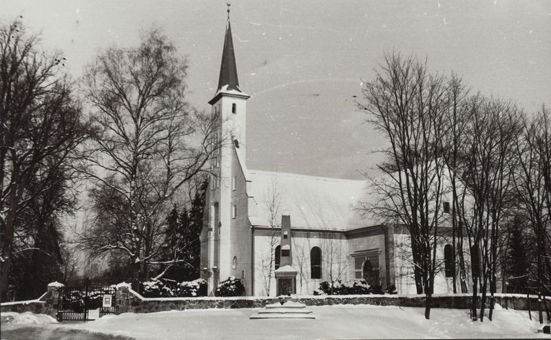 Renoveeritud Põlva kiriku välisvaade