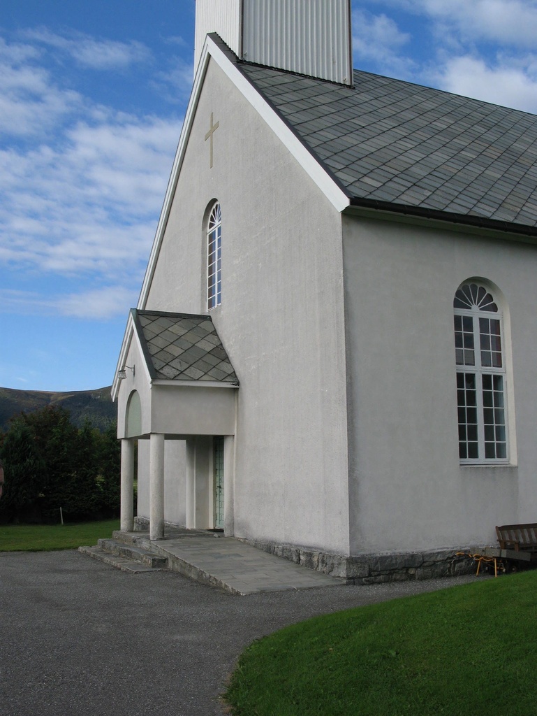 Vanylven kirke, Vanylven kyrkje, Slagnes (Vanylven)