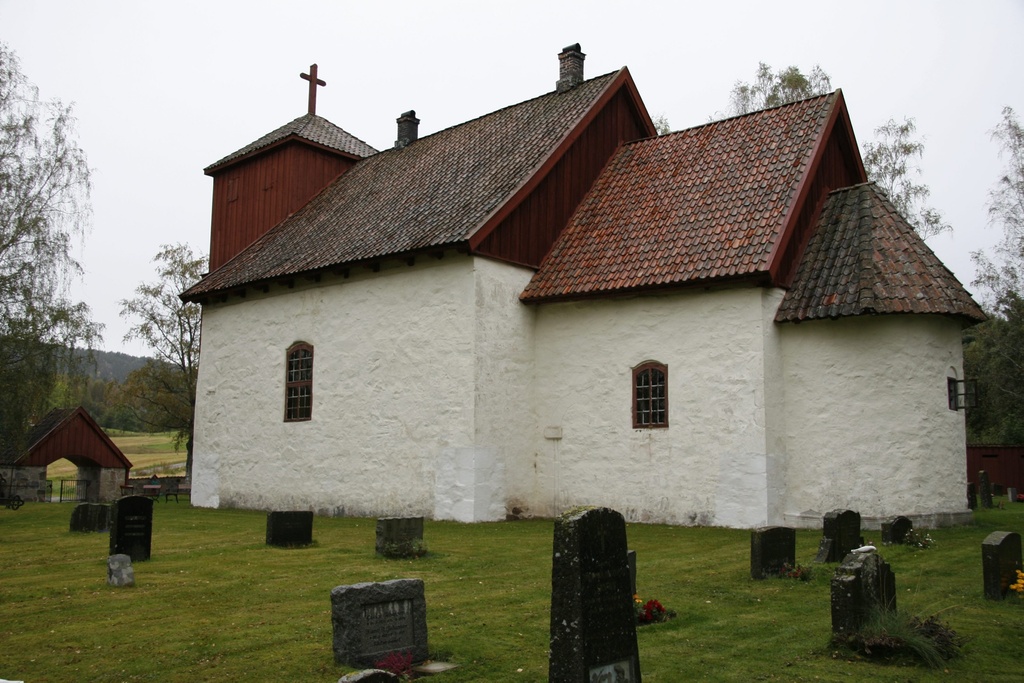 Romnes kirke (Løkkabakken 15, Nome)