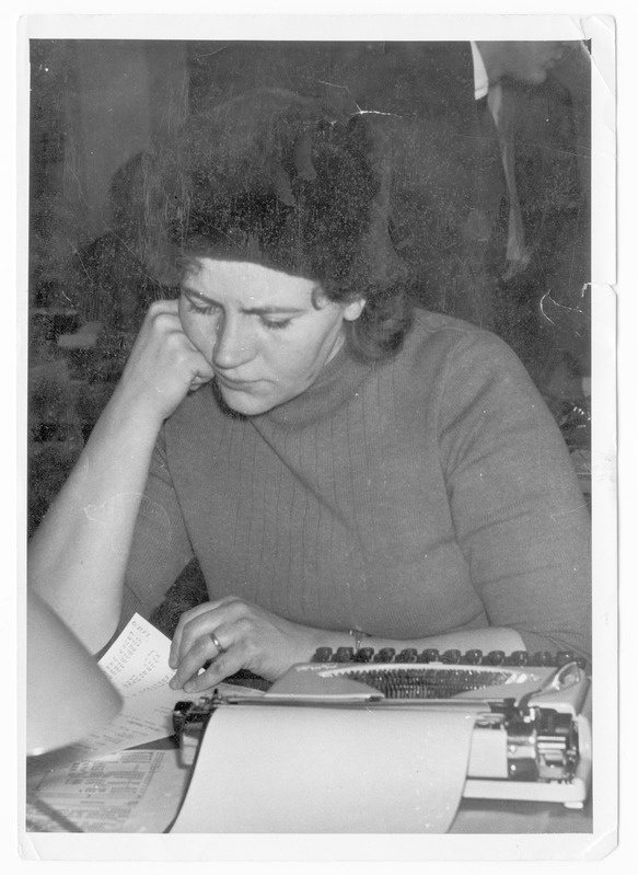Kolhoosi esimehe abi Vaike Pärn 1959.a. või 1960.a.