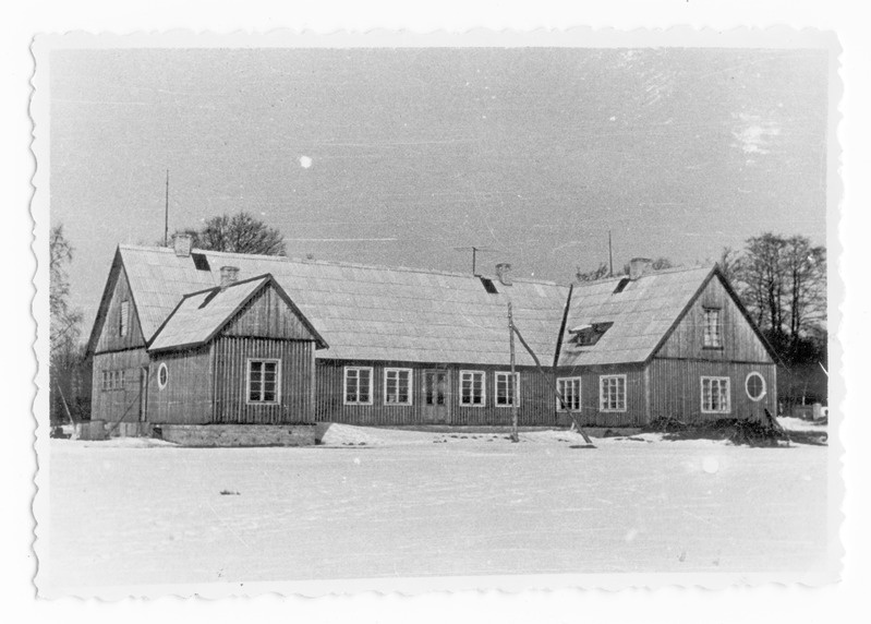 Vaade Prangli rahvamajale 1954.a.-1955.a. talvel