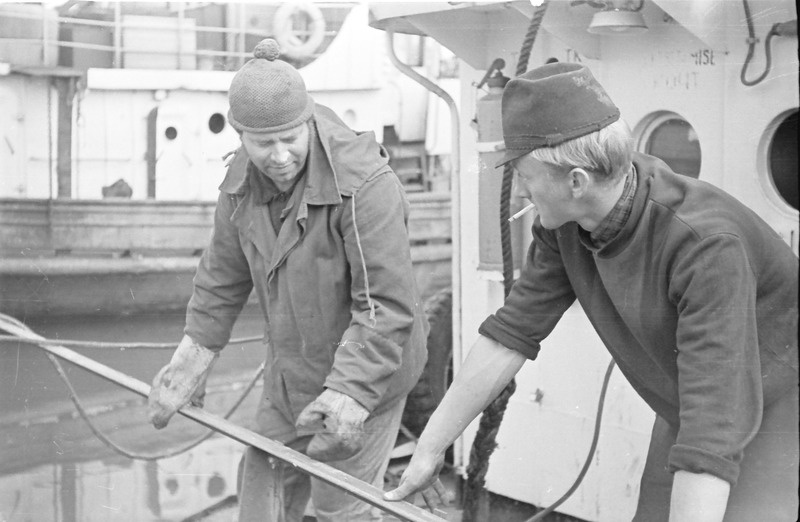 Püügilaeva remont Miiduranna sadamas.