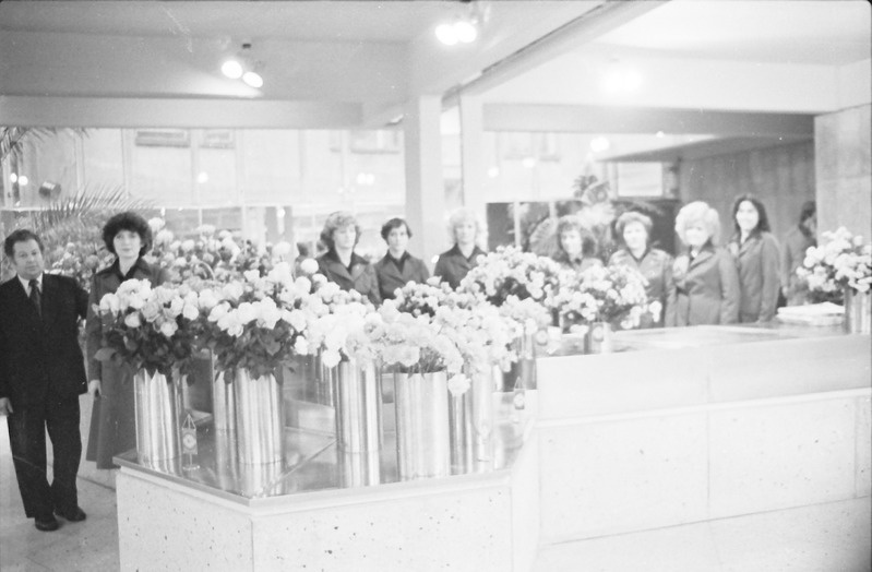 Kolhoosi esindushoone lillekaupluse s Rein Haarde