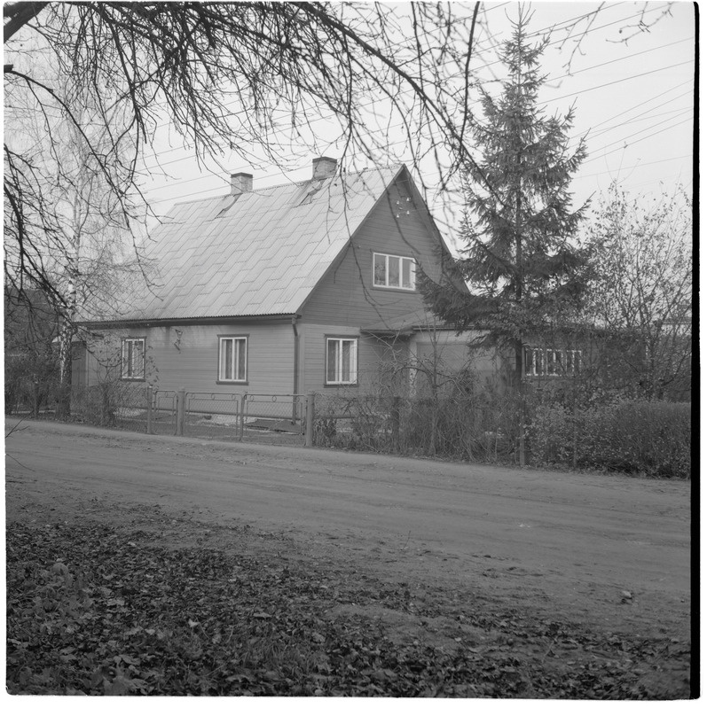 Tartu, Aru 9/7, ehitatud 1951. aastal.