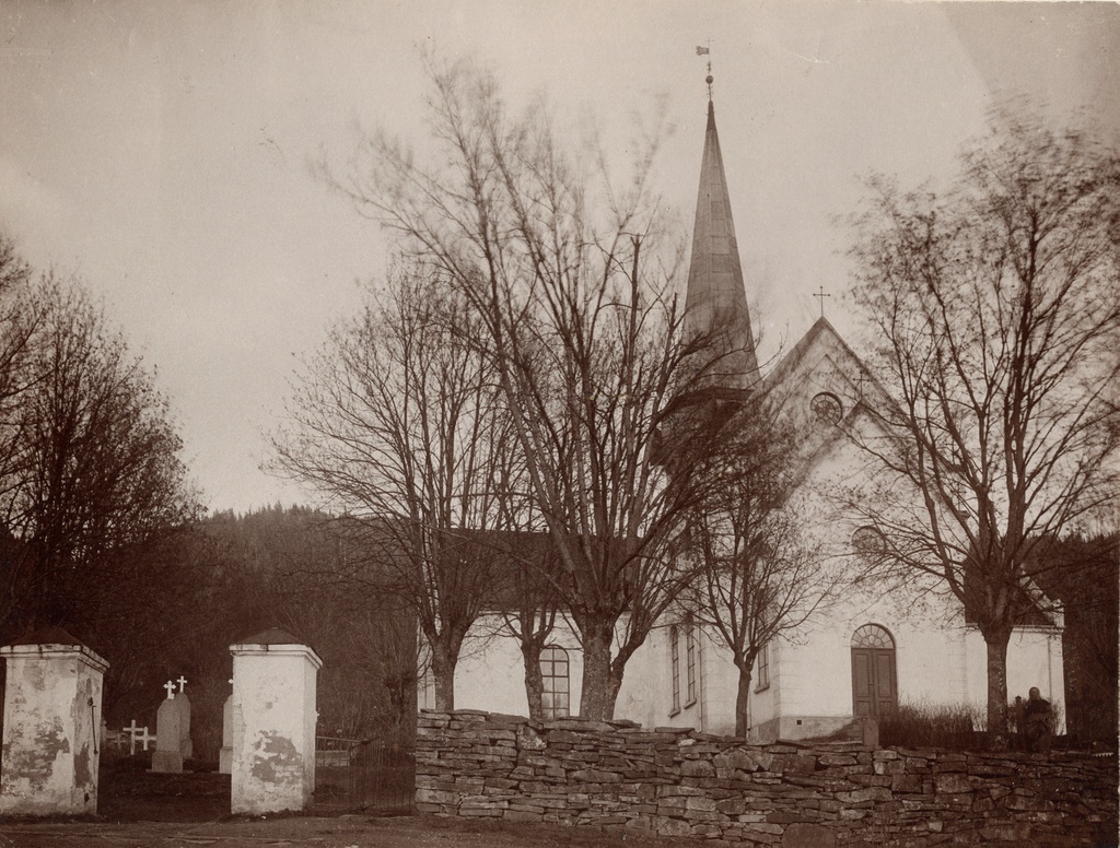 Heggen kirke (Modum)