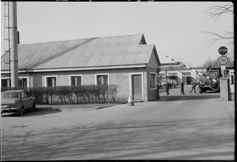 Tartu, Võru 77, ehitatud umbes 1958. aastal. "Tarmeko" dispetšerihoone