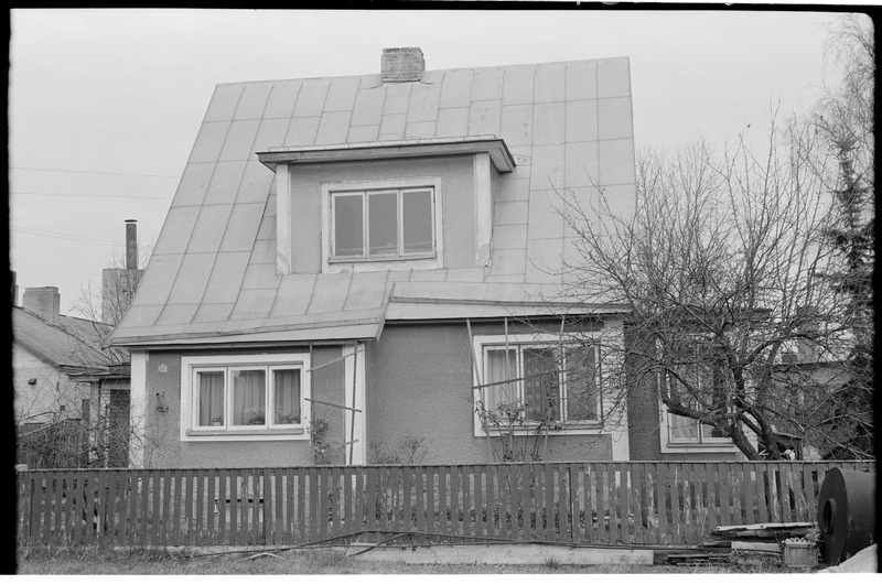 Tartu, Lehola 1, ehitatud 1958. aastal.