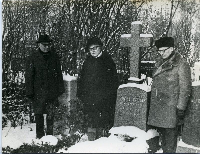 Joosep Aavik Rudolf Tobiase haual