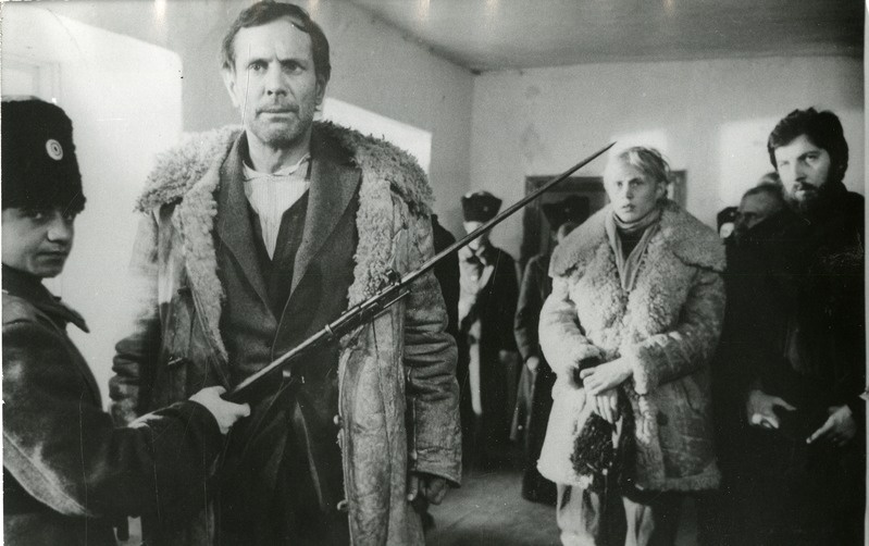 Margus Oopkaup Anton Kolumbuse osas mängufilmis Jõulud Vigalas