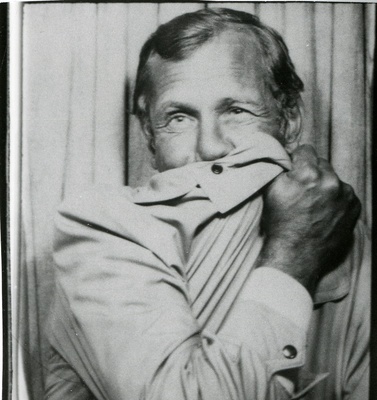 Evald Aavik mängufilmi proovivõtetel  similar photo