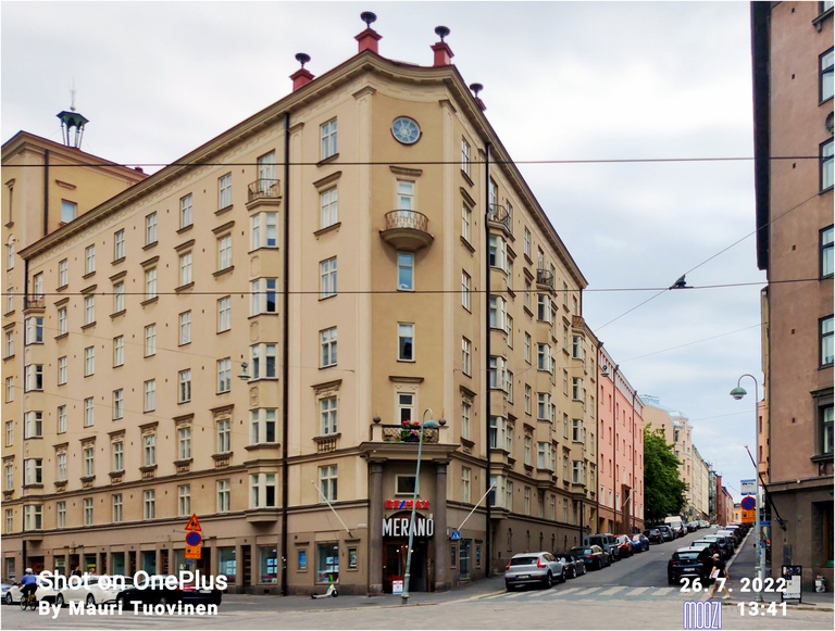 Tarkk'ampujankatu 17. - Laivurinkatu 10. Ns. Viiskulma. rephoto