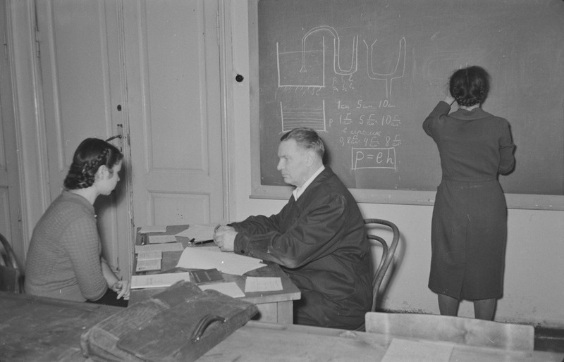 Eksamid Tartu ülikoolis. Jaanuar 1958. a.
