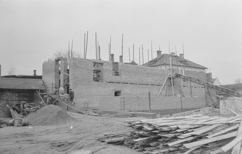 Tartu ülikooli staadioni ehitus. 24. jaanuar 1957. a.