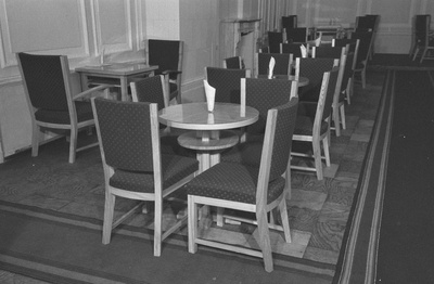 Tartu ülikooli kohvik. Siseruumid  duplicate photo