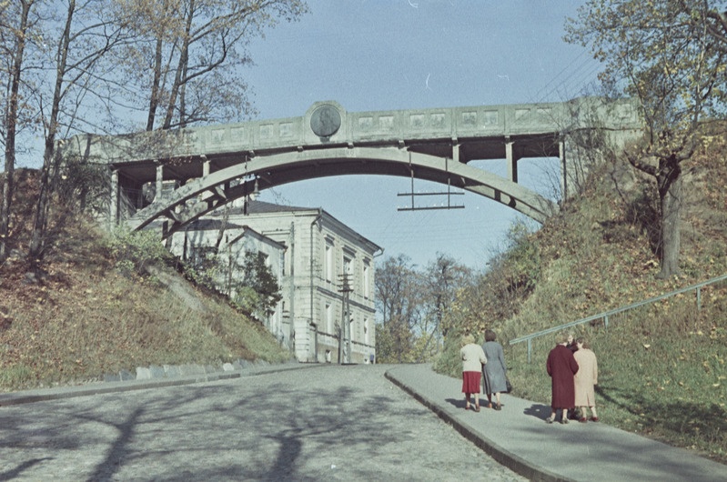 Tartu linna vaated. Toomemägi, Emajõe-äärne. 1954. a.