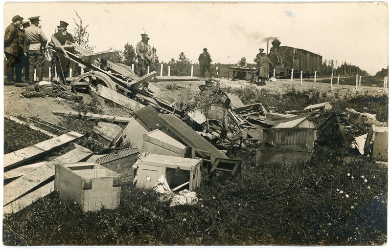 Õnnetus kaitseväe veoauto ja reisirongiga Saku ja Männiku jaamade vahel, 31. mai 1931.