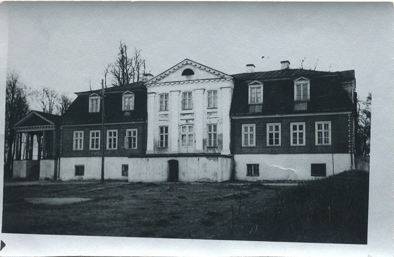 Kuigatsi mõisahoone