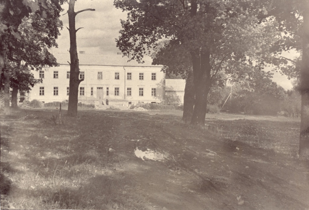 Vaade Paju mõisa peahoonele