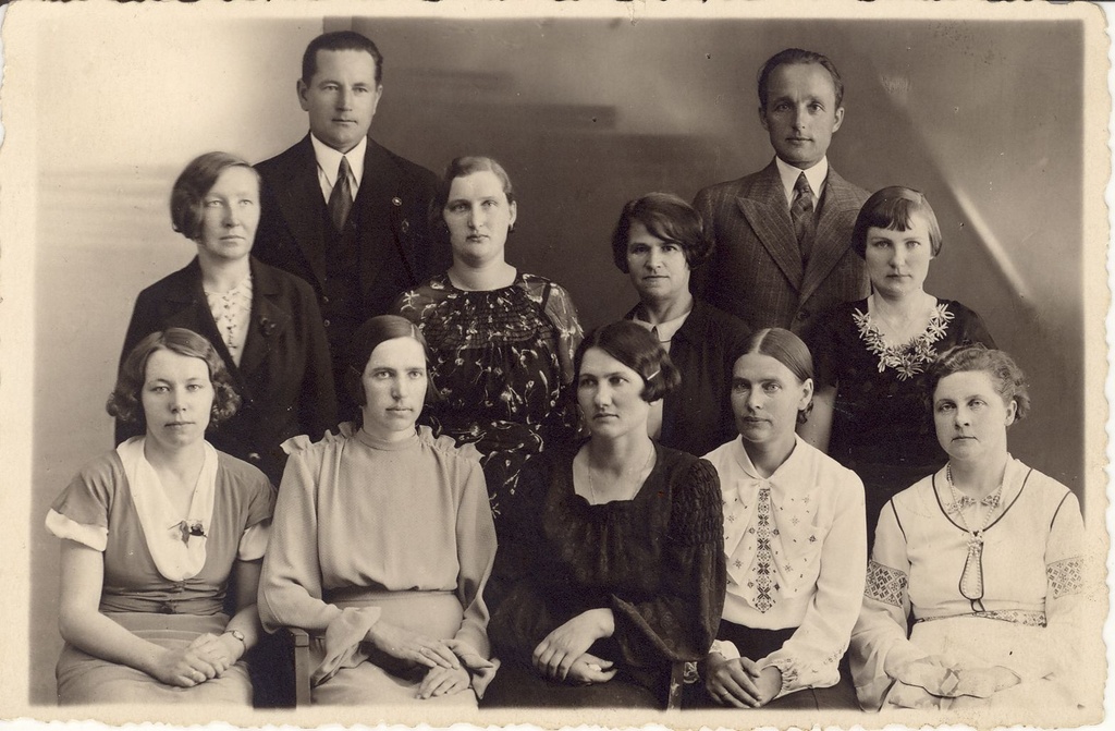 Valga Linna Naiskutsekooli õpetajad