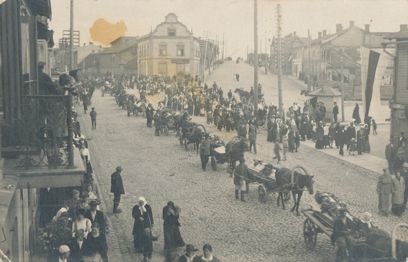 Landeswehri sõja esimestes lahingutes langenute matuserong
