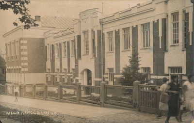 Valga Tütarlaste Gümnaasiumi hoone  duplicate photo