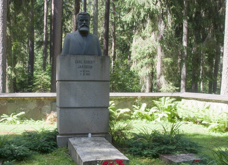 Carl Robert Jakobsoni haud Kurgjal rephoto