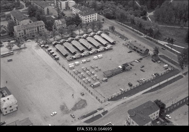 Viljandi lennuvaade. Turg.