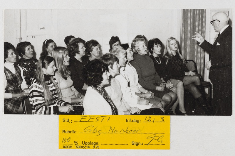 Rootsi eestlased, Göteborgi Eesti Naiskoor ja dirigent Harry Truus proovis '71.