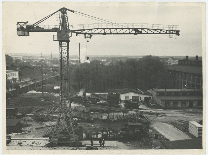 Tallinna Masinatehases valmistatud tornkraana