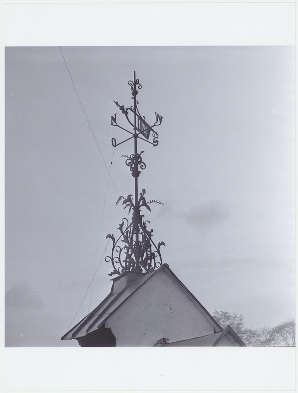 Viru tänav 23 tuulelipp, 1898. aastast.