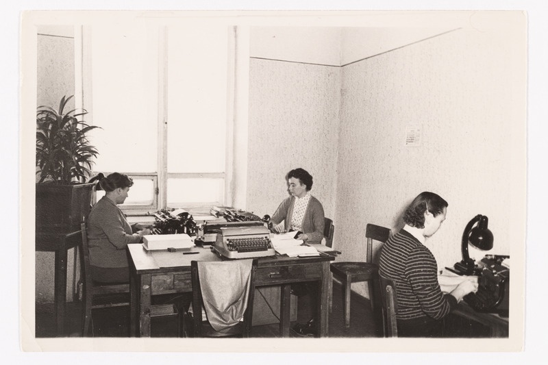 Ajaloo Instituudi arheoloogia sektori töötajad