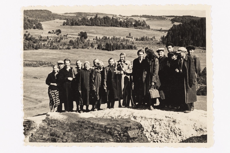 Reisiseltskond linnusevaremete otsas