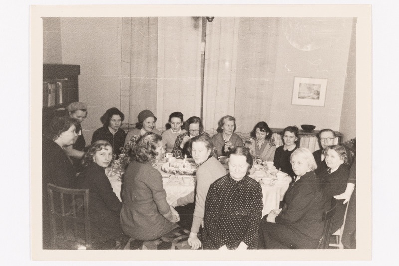 Ajaloo Instituudi töötajate koosviibimine