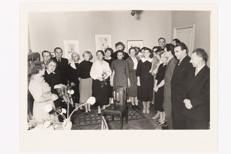 Ajaloo Instituudi töötaja sünnipäeva tähistamine