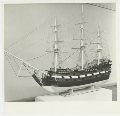 Laevamudeli "Hans Schade" vasak külg  duplicate photo