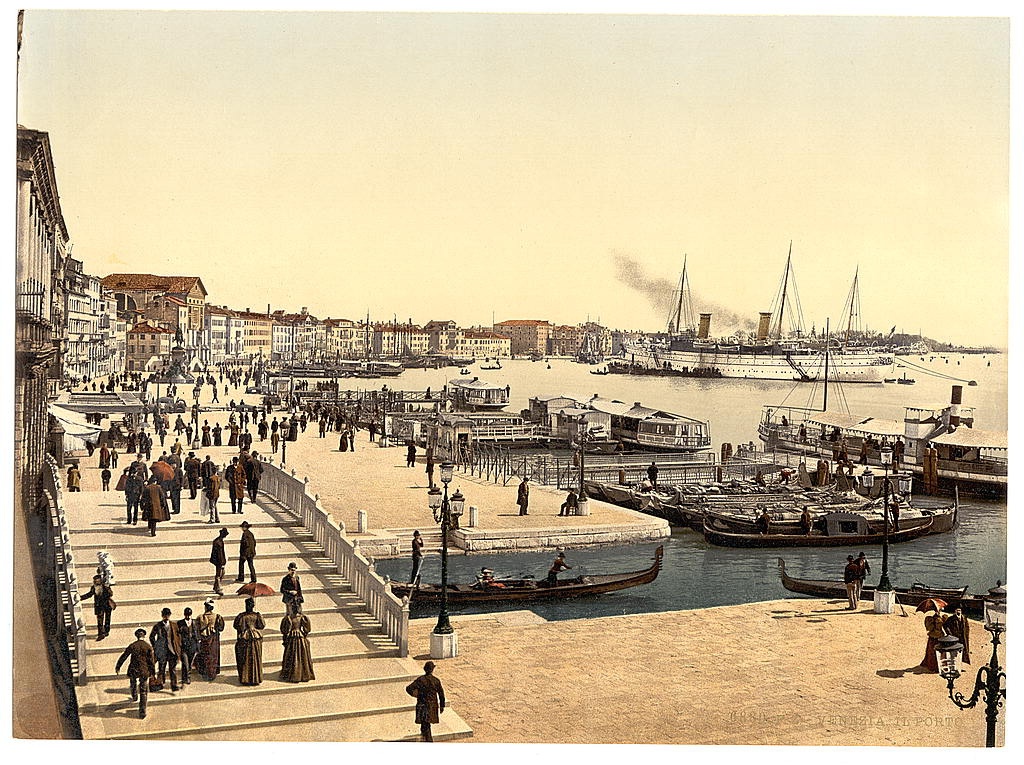 [venice harbor and Palazzo dei Dogi, Venice, Italy] (Loc)