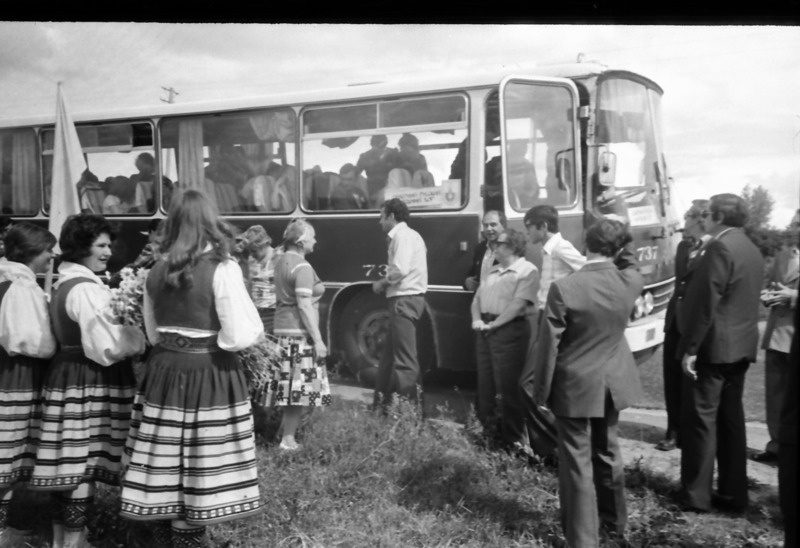 Põhja-Vene rahvakoori lauljad.