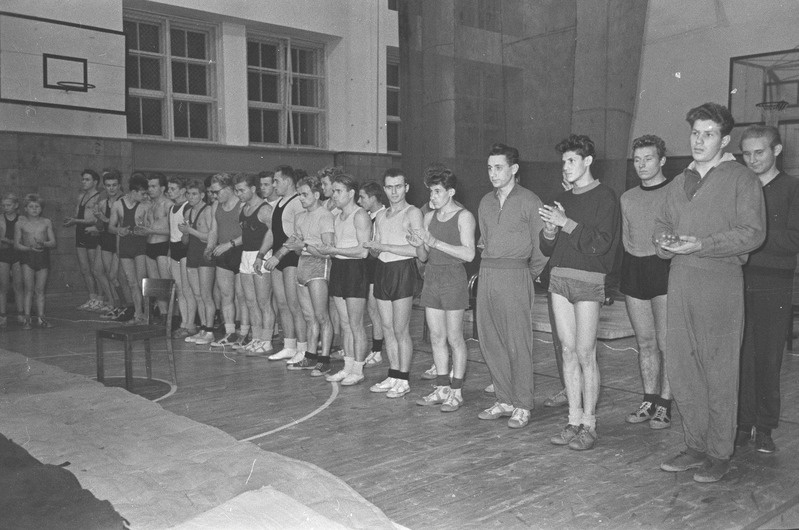 Tartu ülikooli esivõistlused raskejõustikus. 21. november 1959. a.