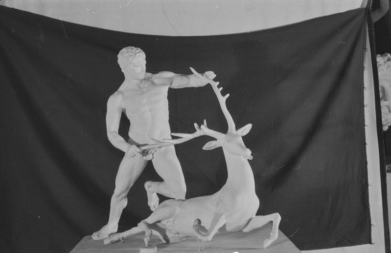 TRÜ Klassikalise Muinasteaduse Muuseum. Kujud. N. Raid. 2. märts 1957. a.