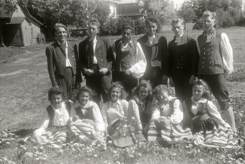 Rahvatantsurühm (Kehalise Kasvatuse instituut)