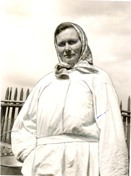 Lüpsja Pauline Kalling