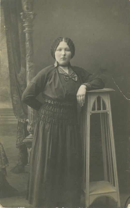 Hilda Leik