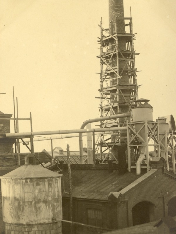 Abja Linavabrik. Telliskorstna ehitamine