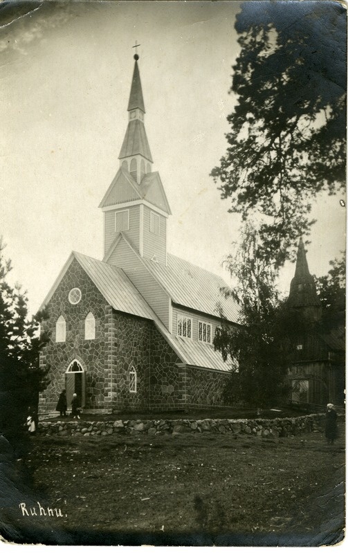 Vaade Ruhnu uus kirik